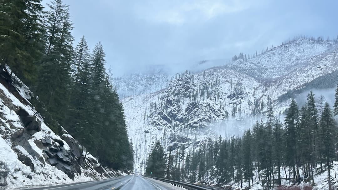 Walker Pass & PCT Access — Where the Sierra Meets the Desert