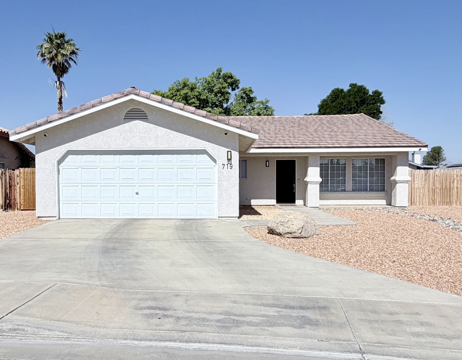 719 Pinon CT