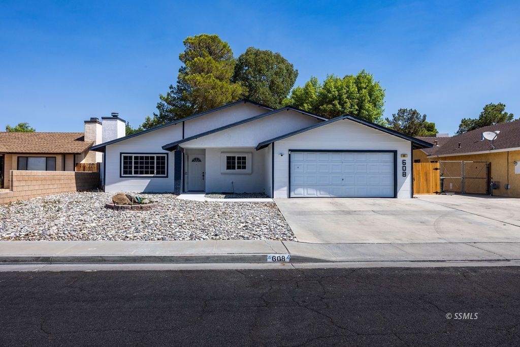 608 Ginger AVE