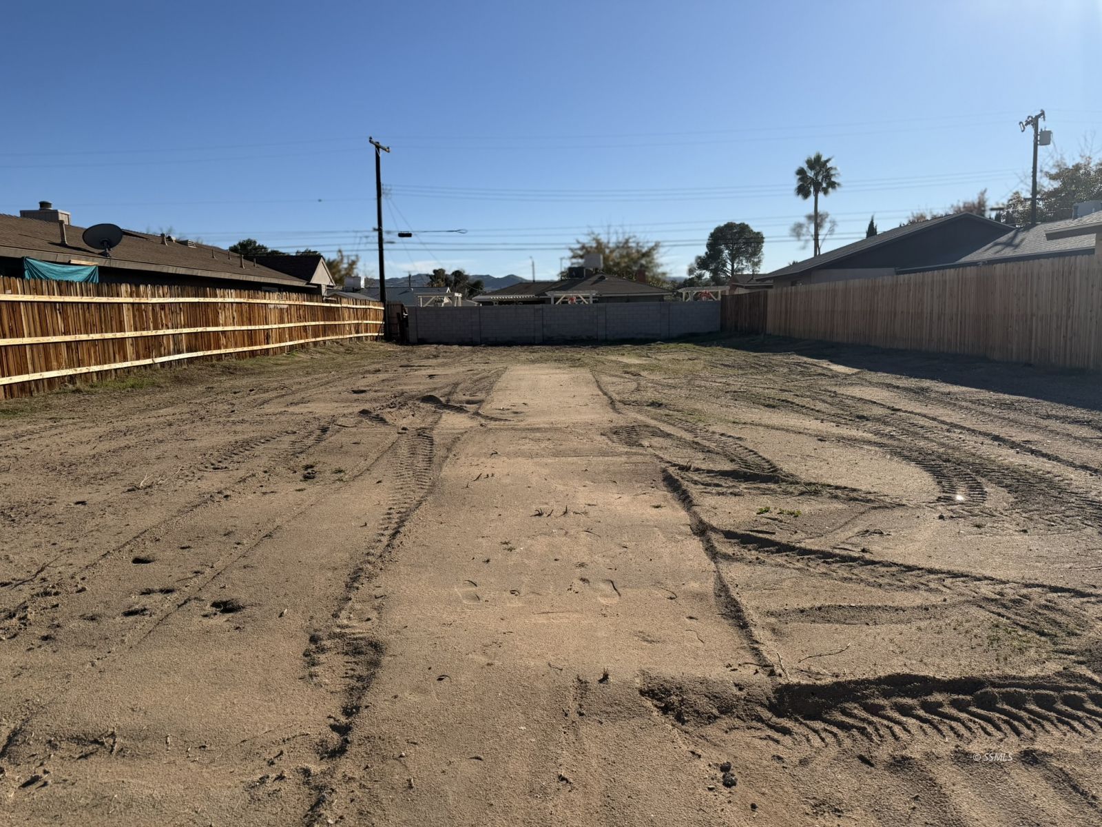 Commercial — Photo 2