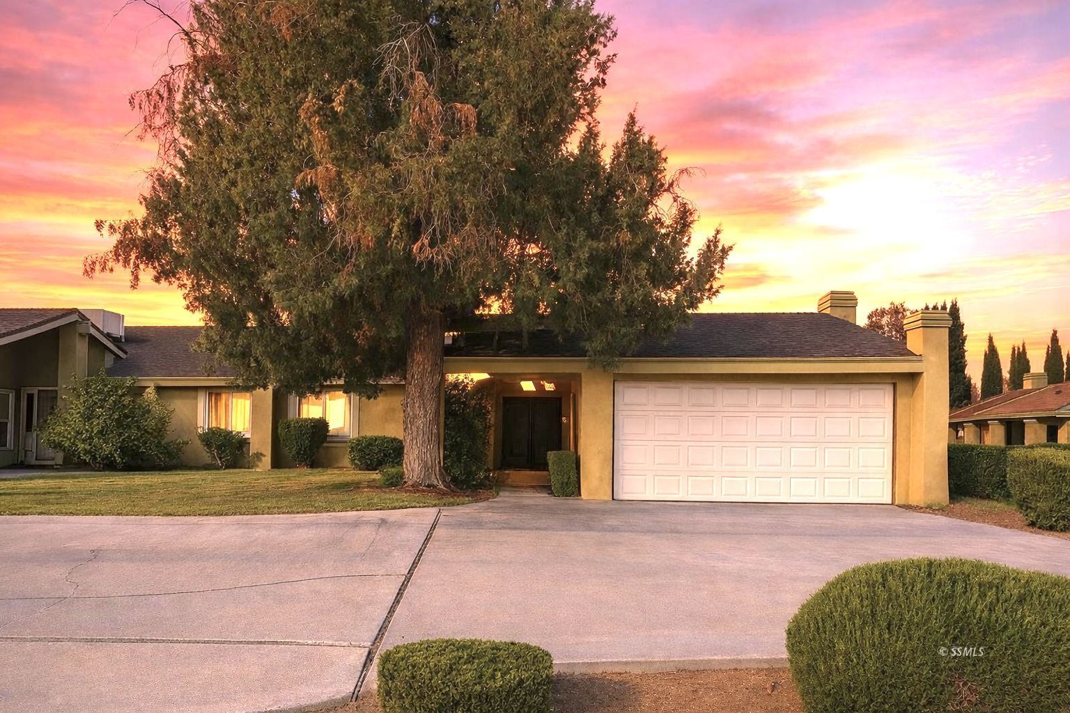 1015 N Norma ST — Photo 2