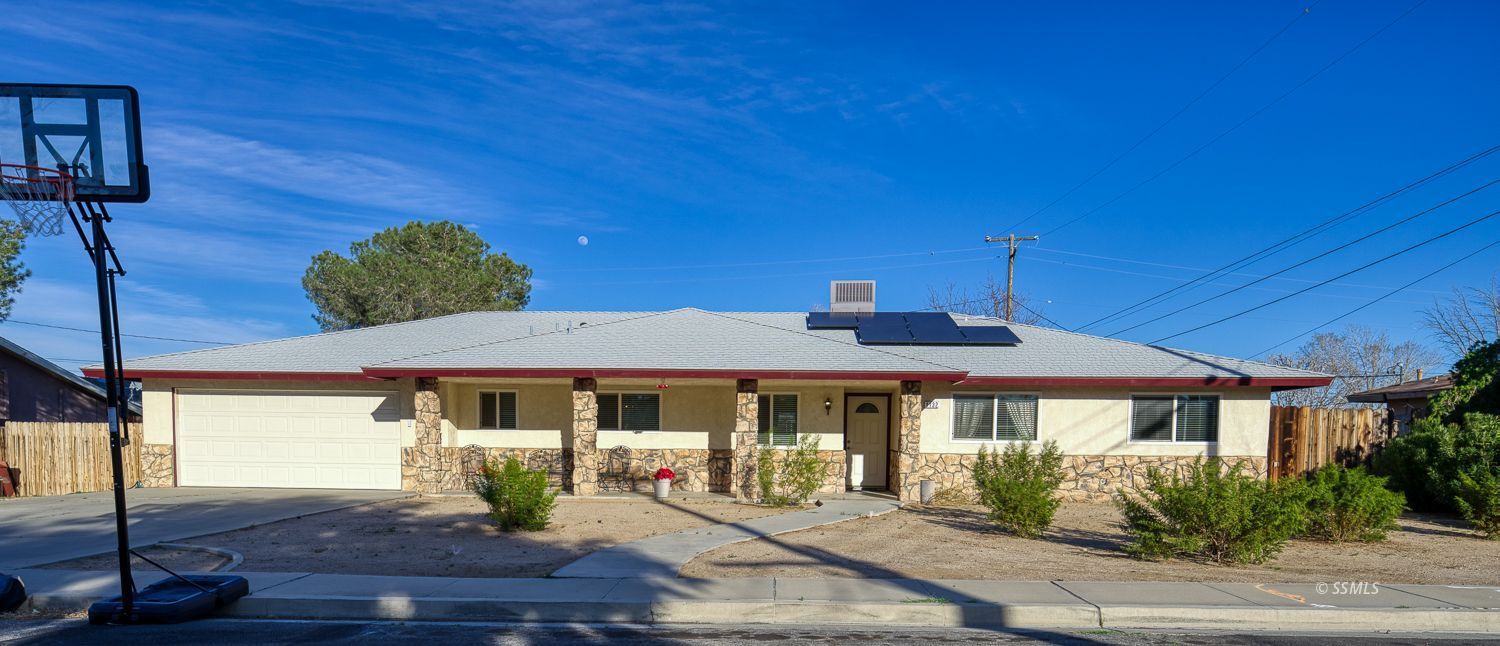 1132 S Allen ST — Photo 2