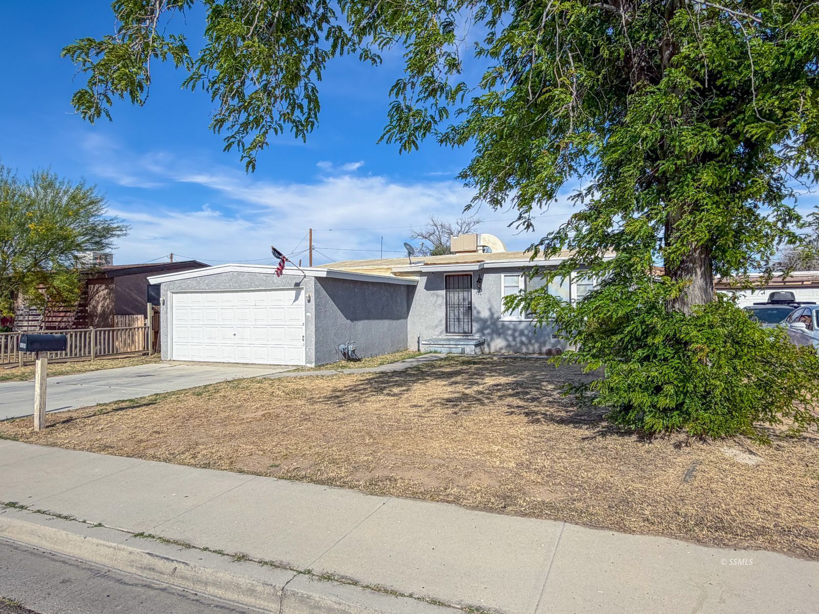 424 N Alvord ST — Photo 2