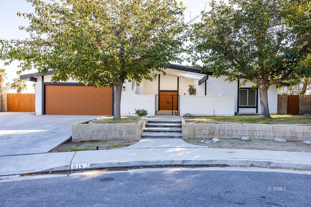 613 Alice — Photo 3