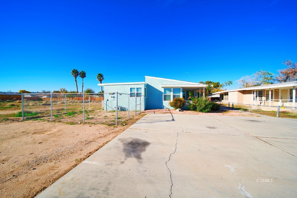 329 S RICHMOND RD — Photo 3