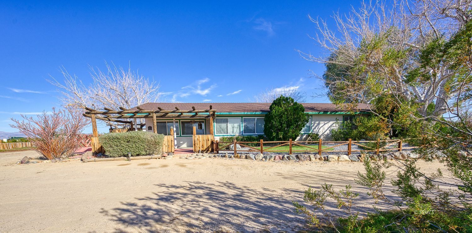 520 N Jacks Ranch RD — Photo 3