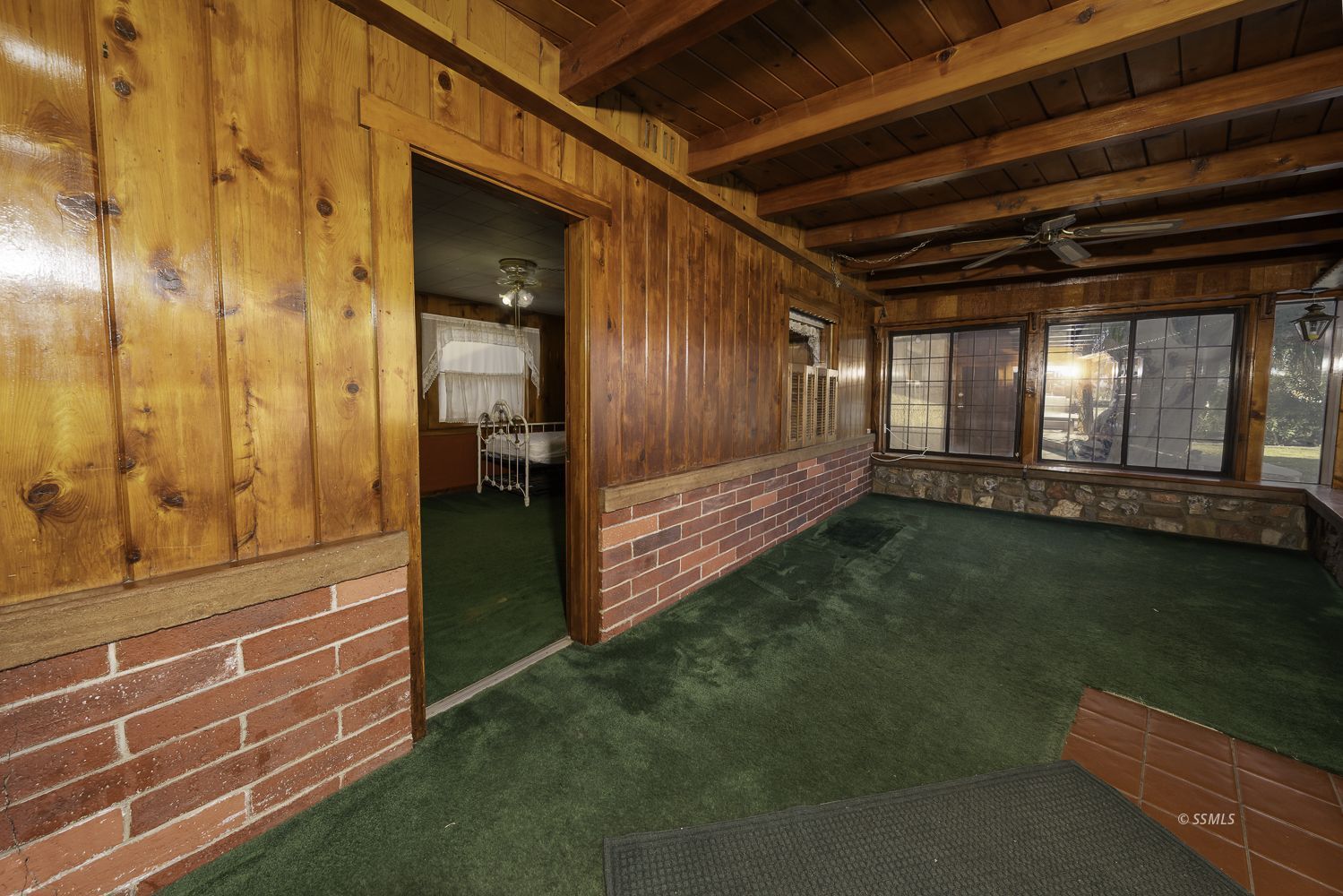 223 W Church AVE — Photo 3