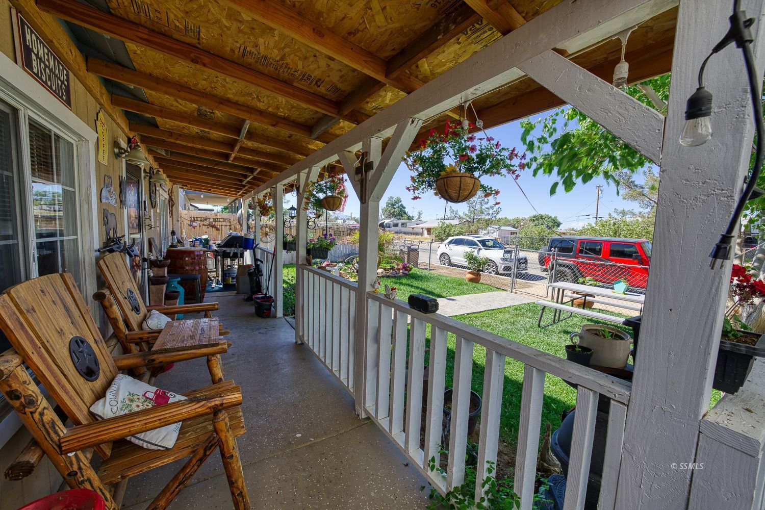 401 W Haloid AVE — Photo 3