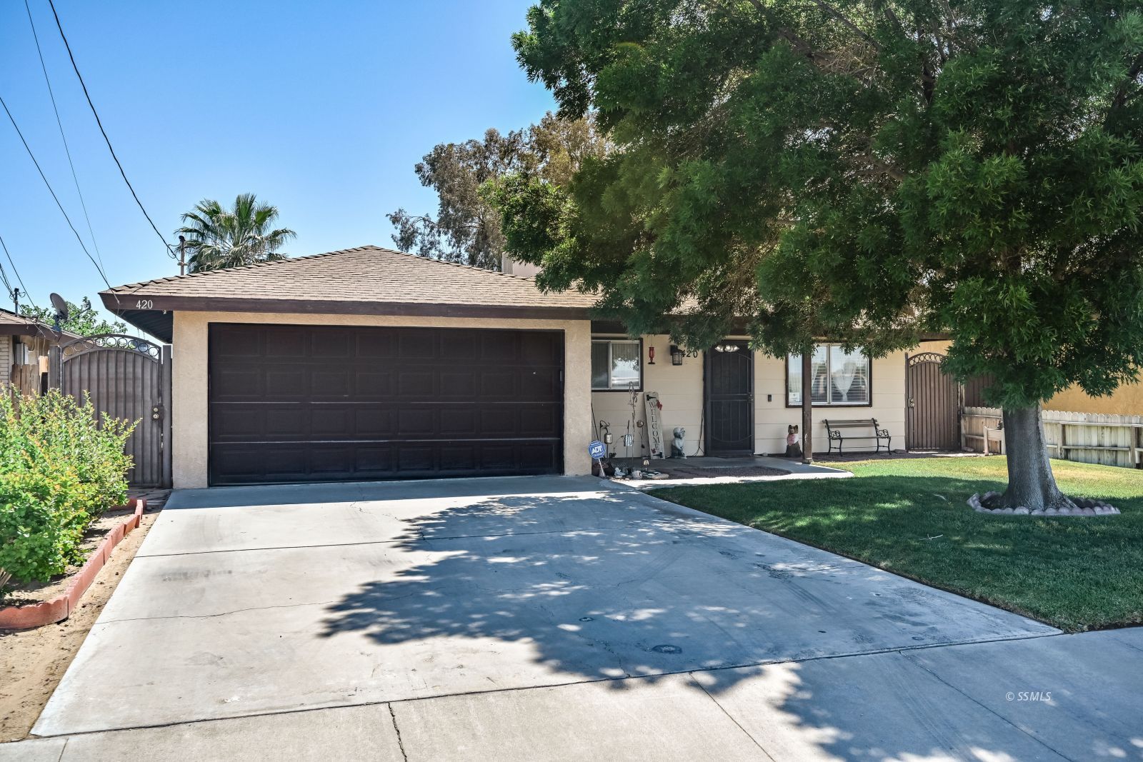 420 S Gateway BLVD — Photo 3