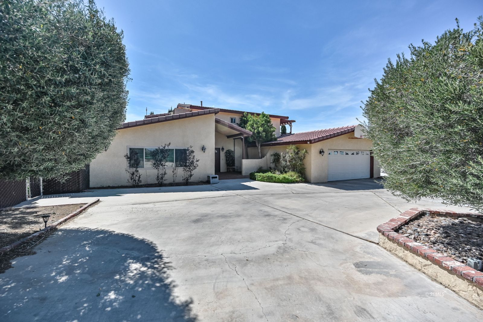 680 E Kendall AVE — Photo 3