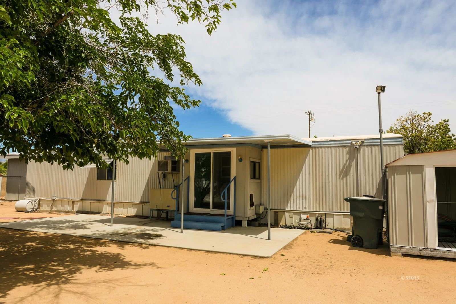 4313 Johnston AVE — Photo 3