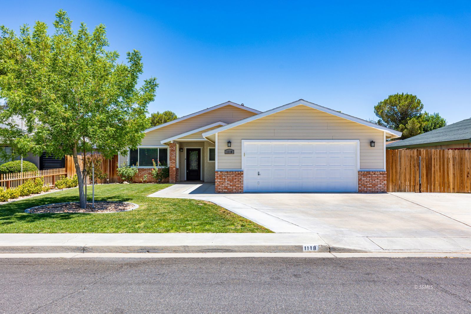 1118 Amie CT — Photo 3