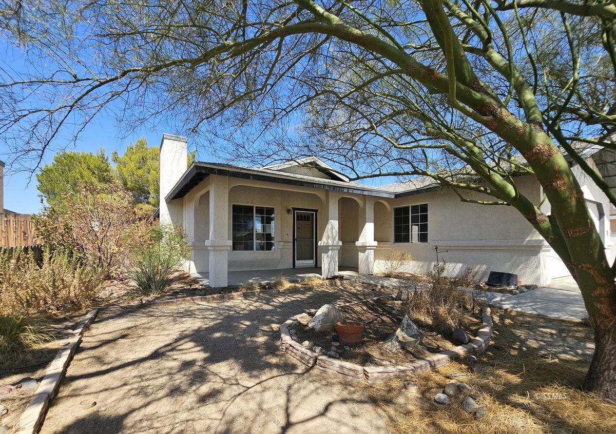 433 N Inyo ST — Photo 3