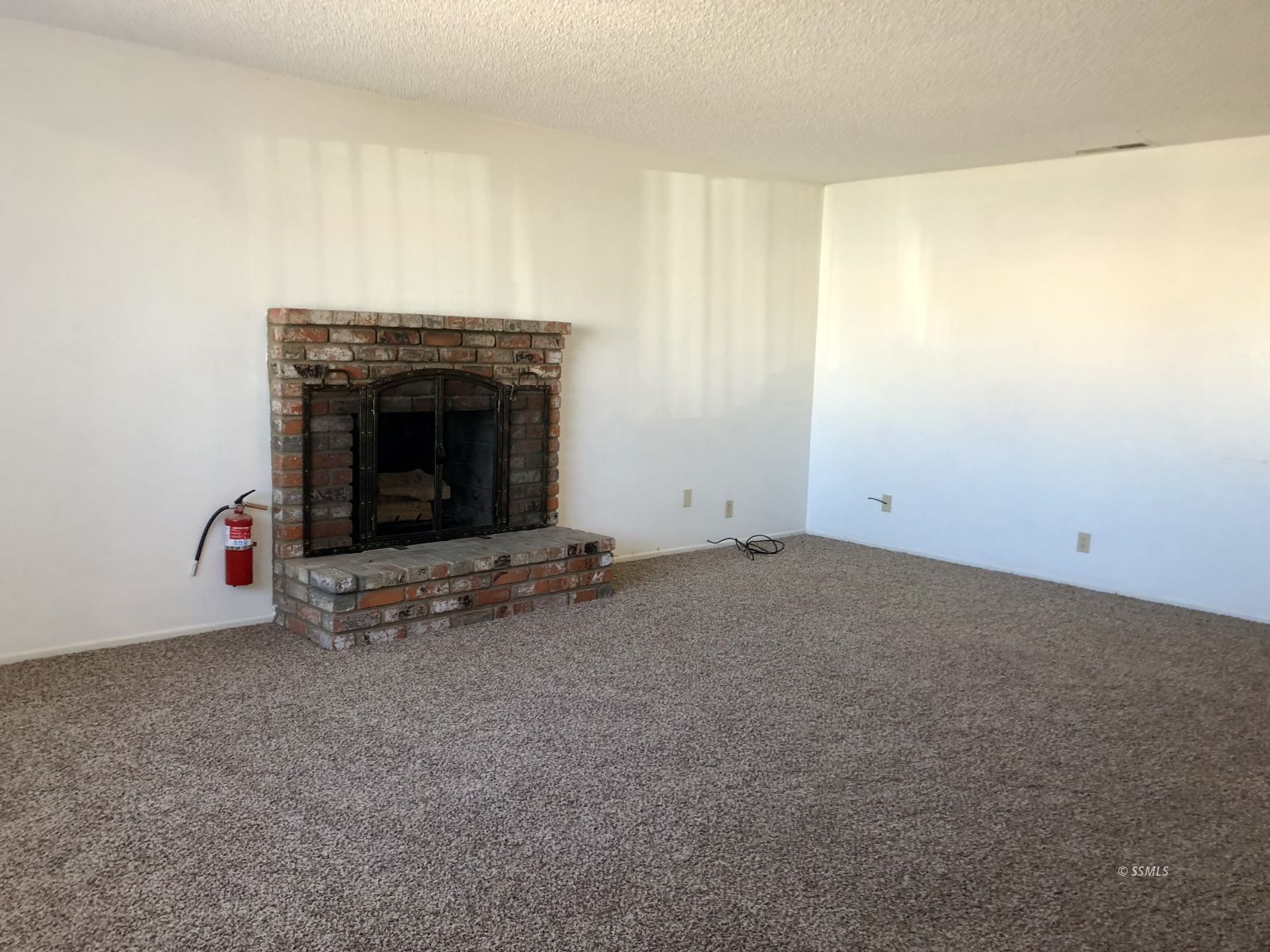 1624 Sims ST — Photo 3