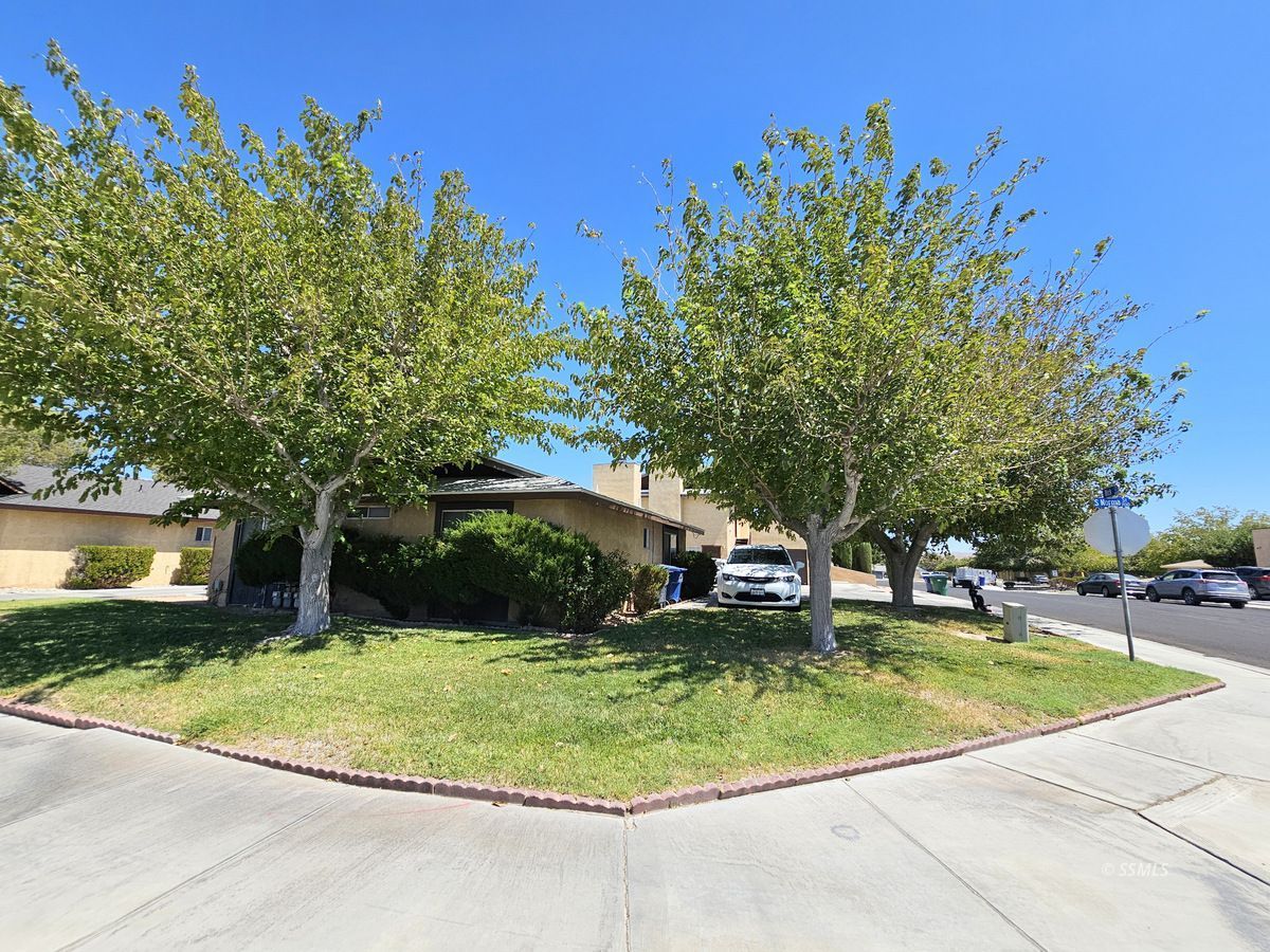 712 S Norma ST — Photo 3