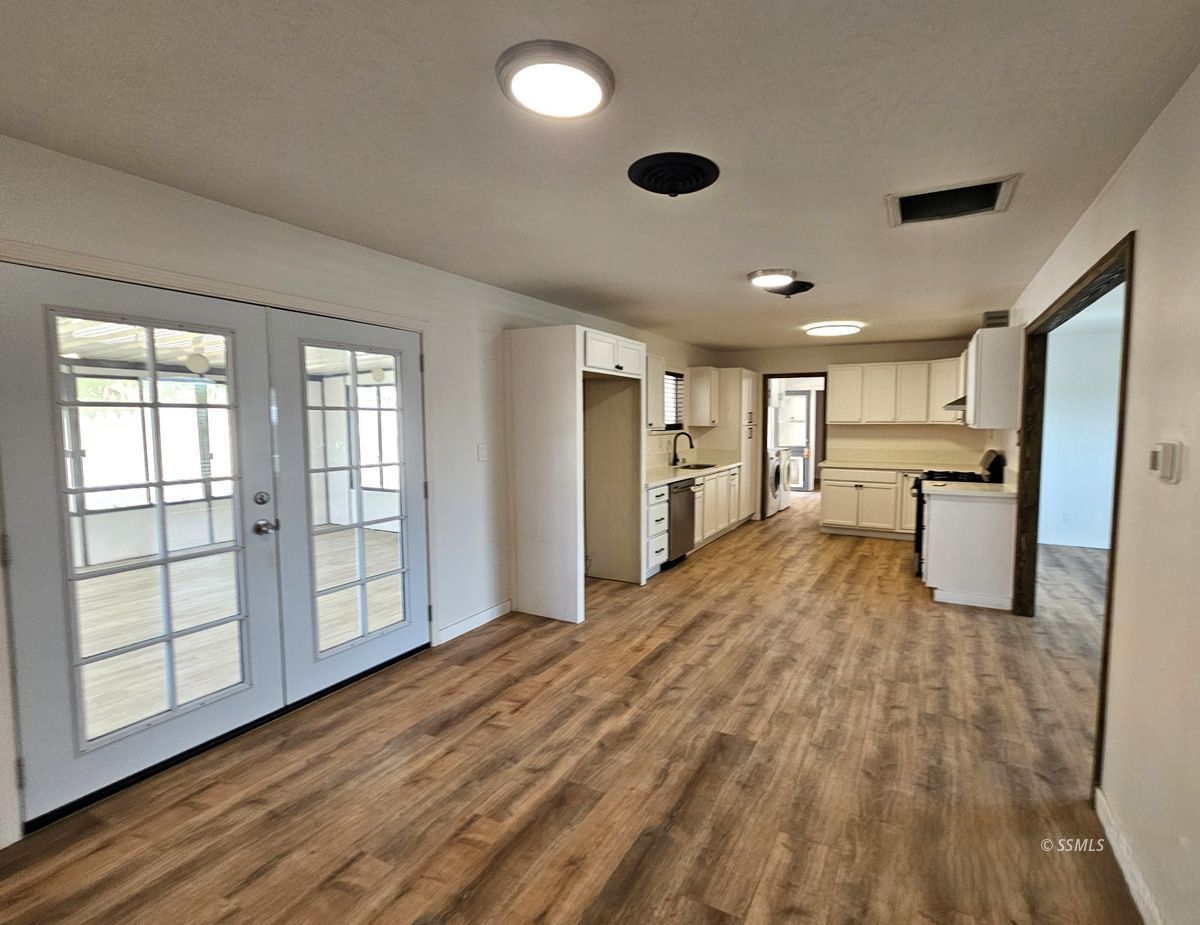 622 E California AVE — Photo 3