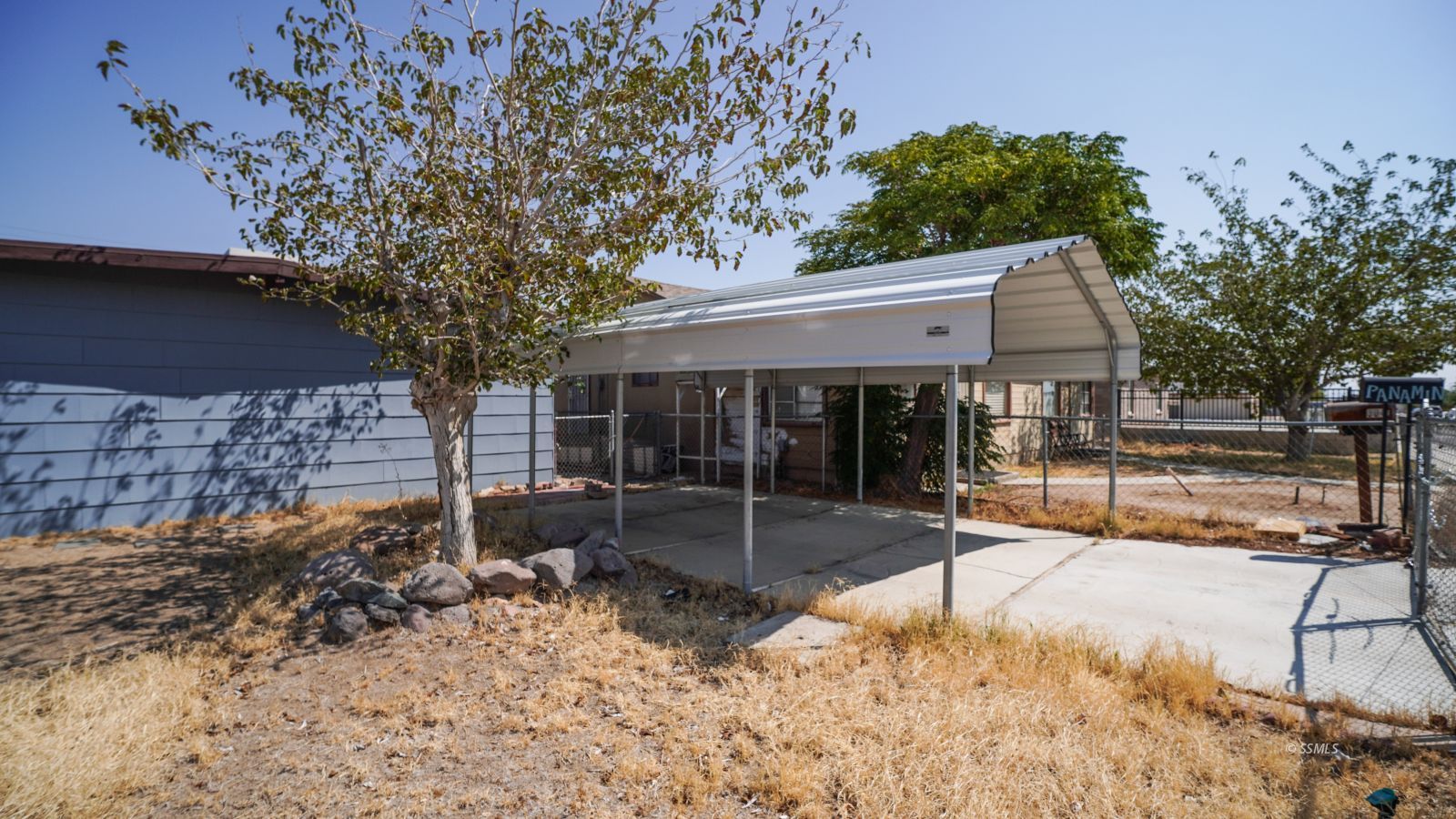 308 Panamint AVE — Photo 4