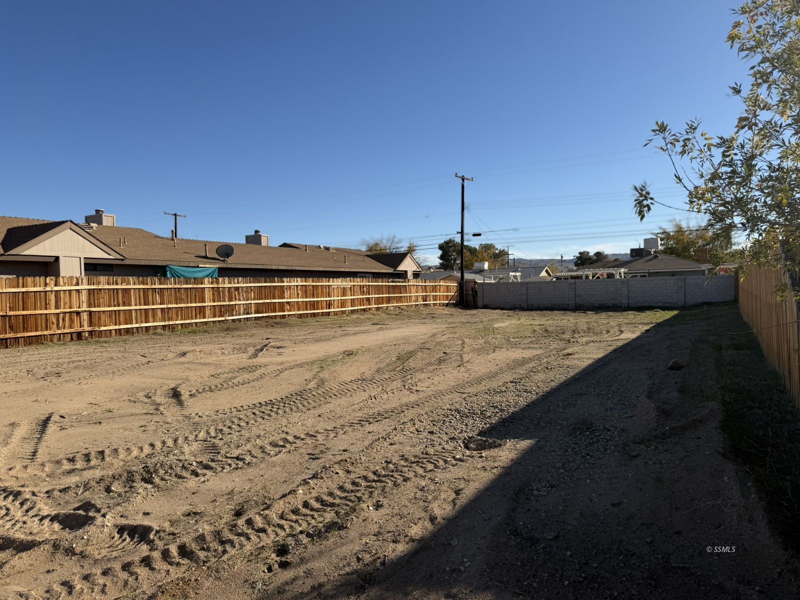 Commercial — Photo 4