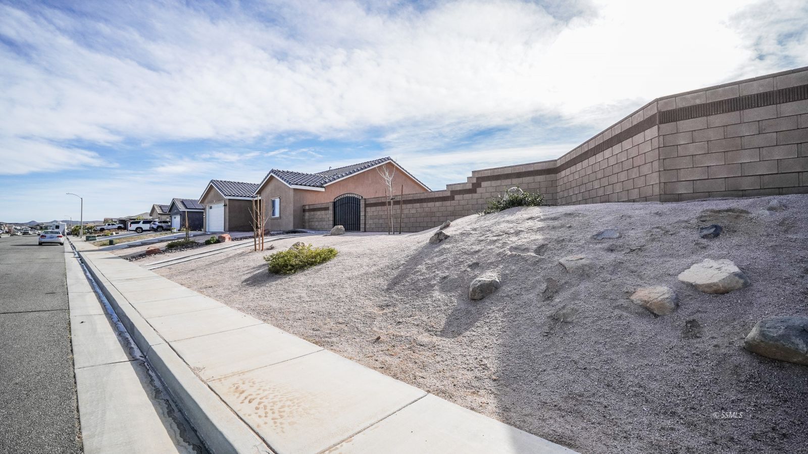 225 Rainshadow CT — Photo 4