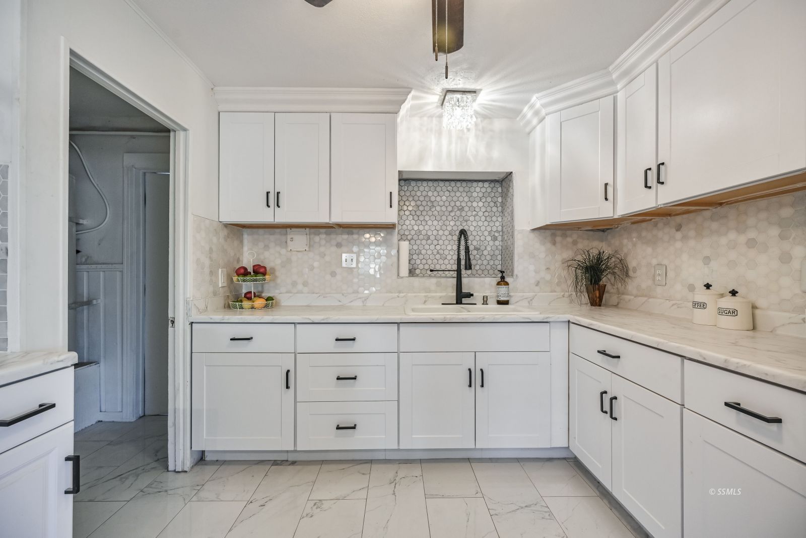 600 S Allen — Photo 4