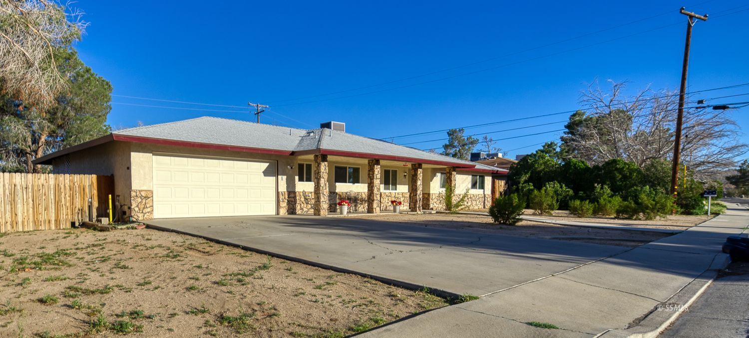 1132 S Allen ST — Photo 4