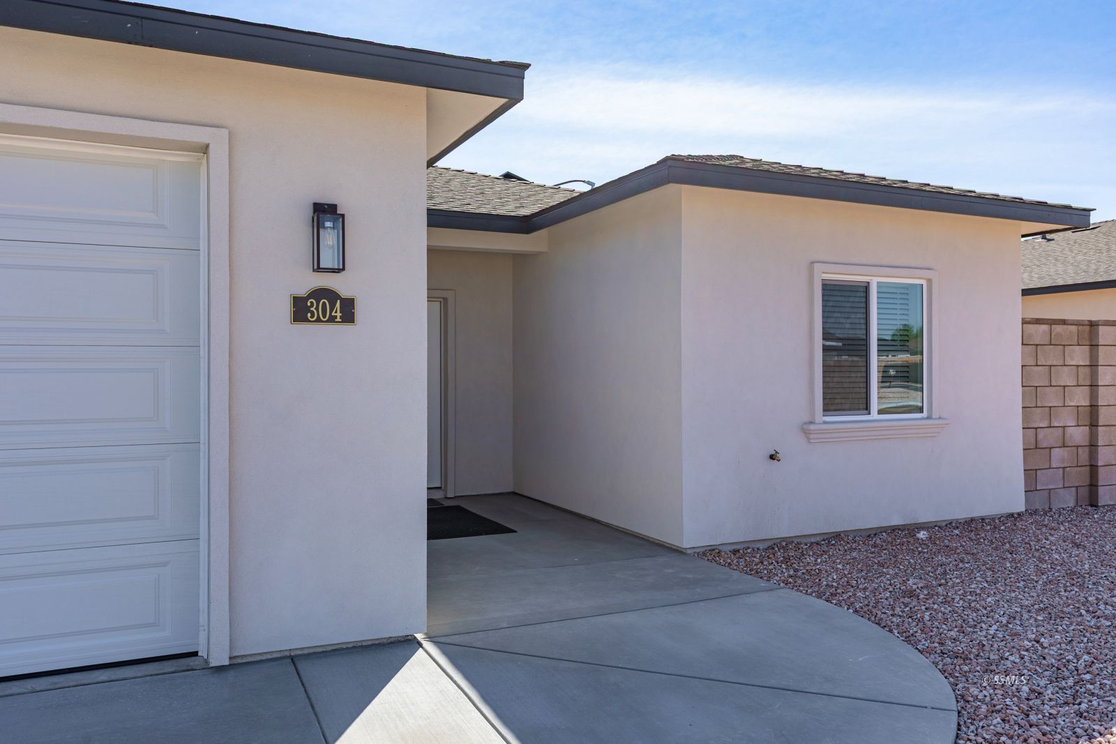 304 Abigail ST — Photo 4