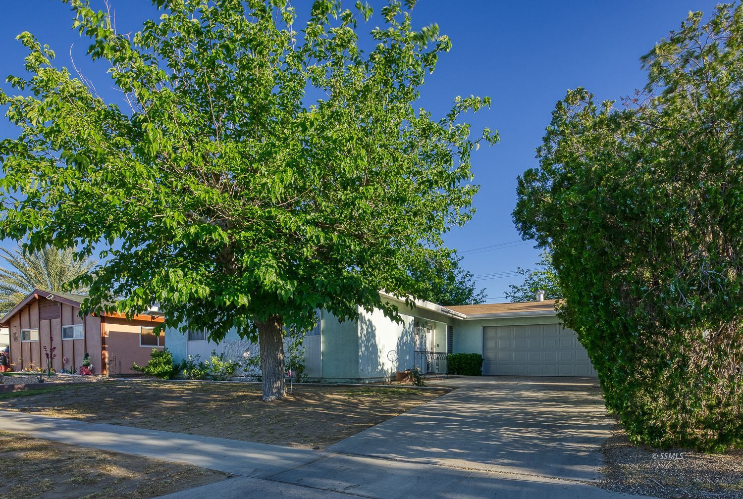 515 Vera AVE — Photo 4