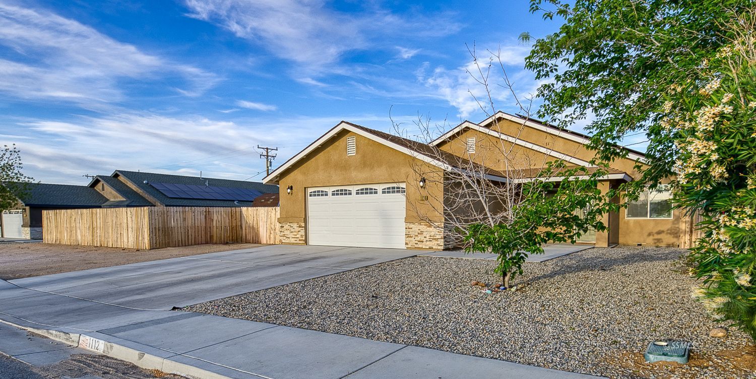 1112 Porter ST — Photo 4