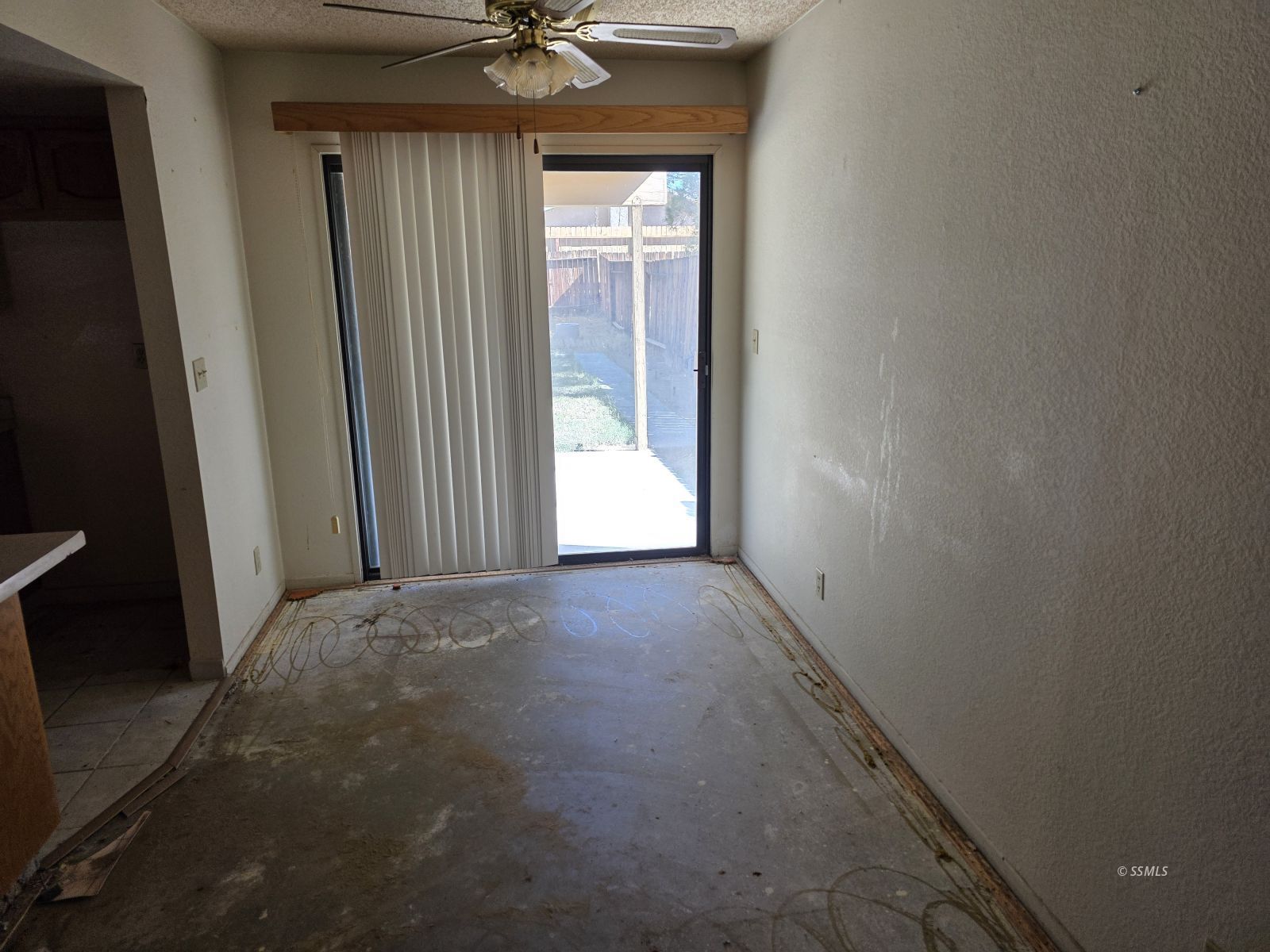 620 Ginger AVE — Photo 4
