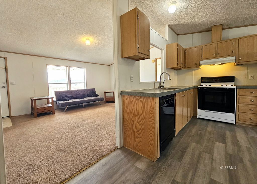 620 W Upjohn AVE #43 — Photo 4