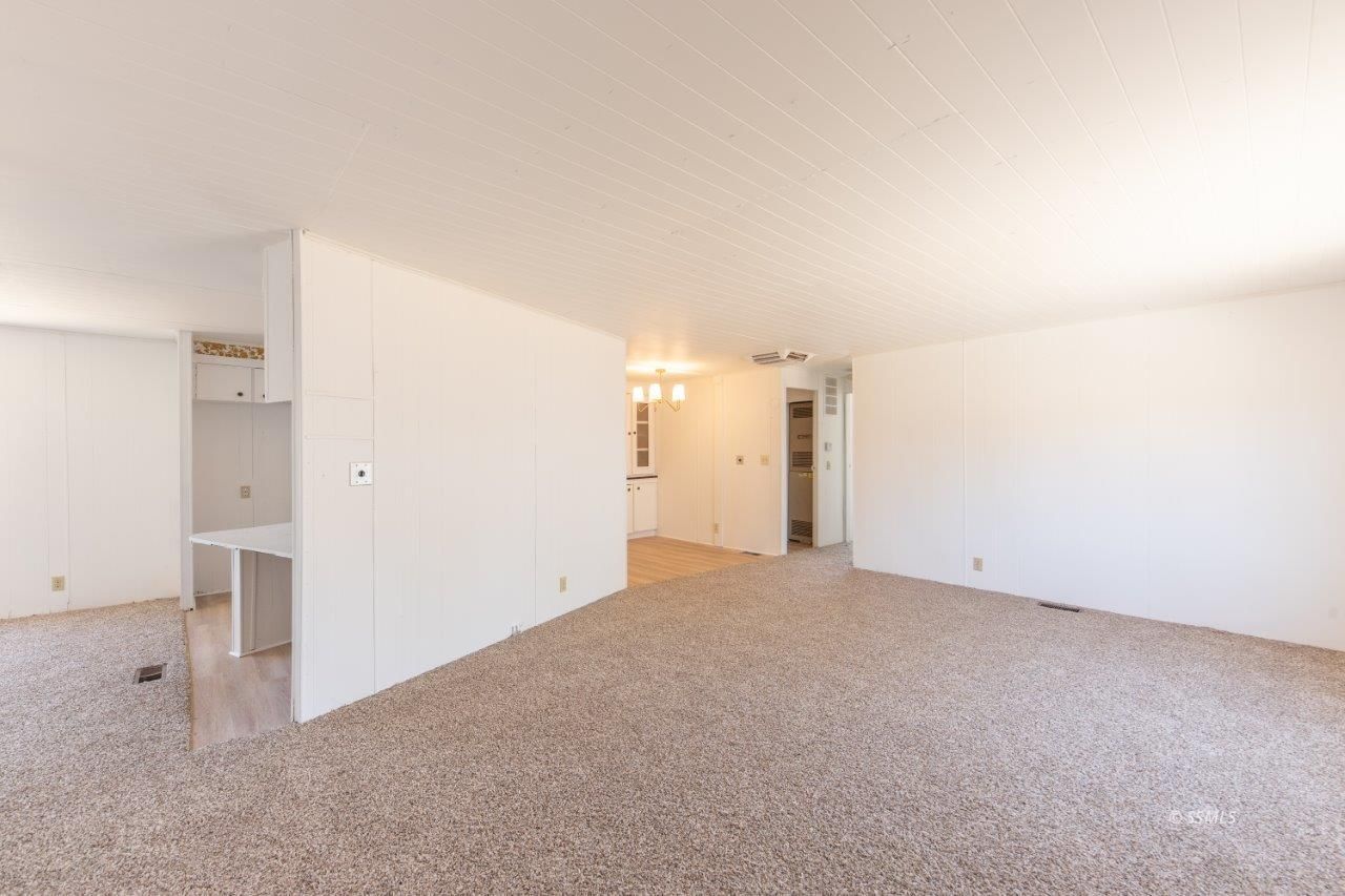 1404 W Langley AVE — Photo 4