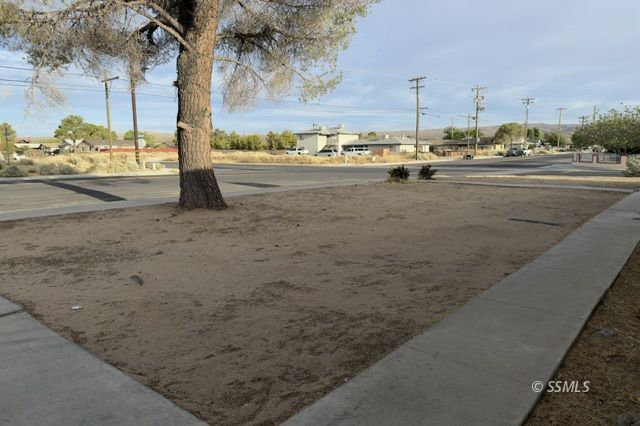 135 S Gateway BLVD — Photo 4
