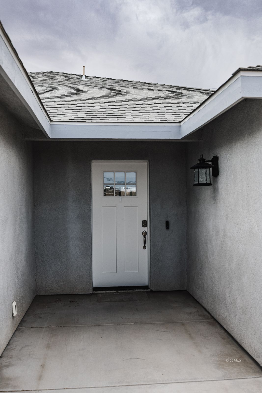 1433 McCall — Photo 4