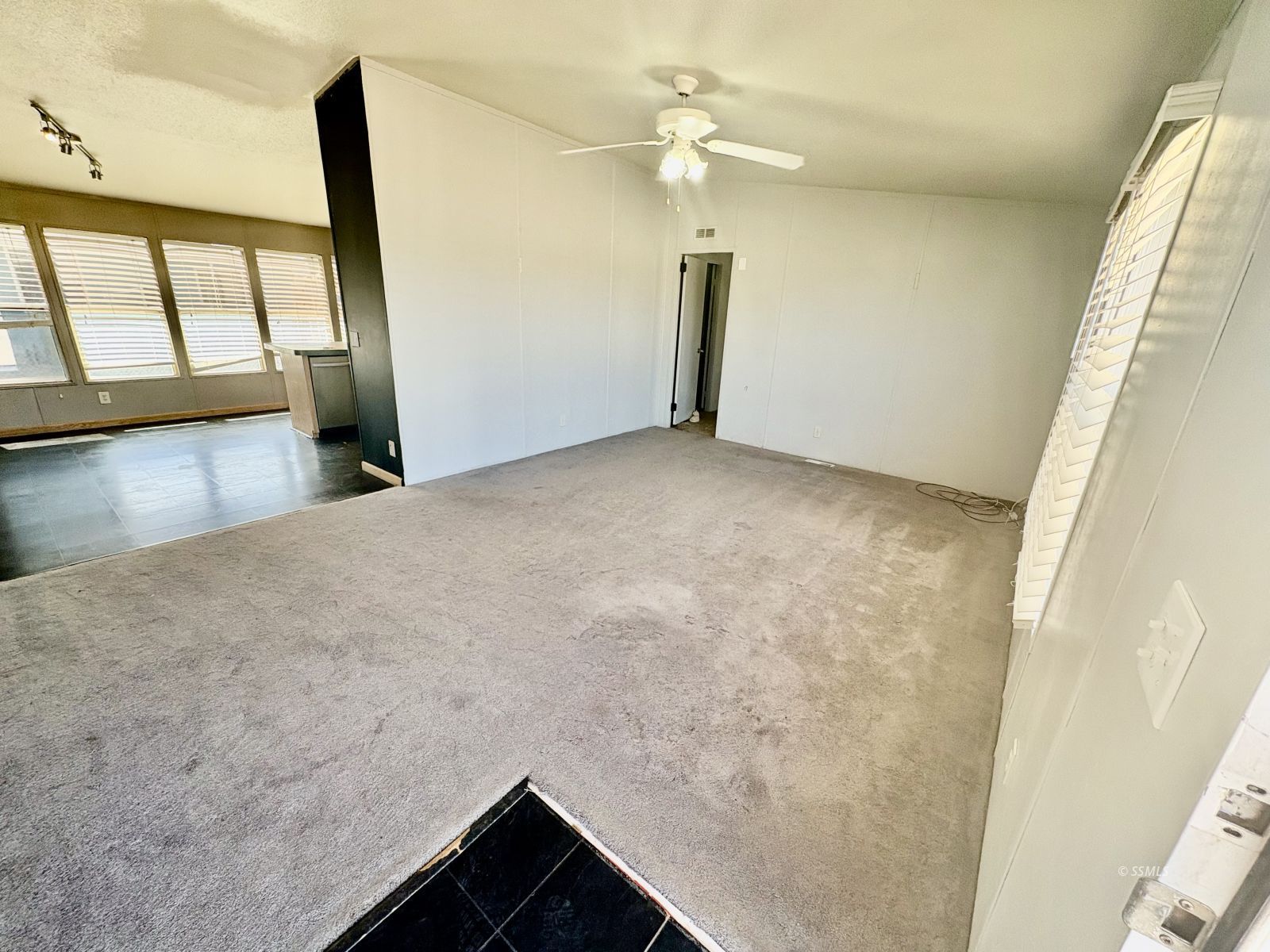 1045 N Calvert BLVD — Photo 4