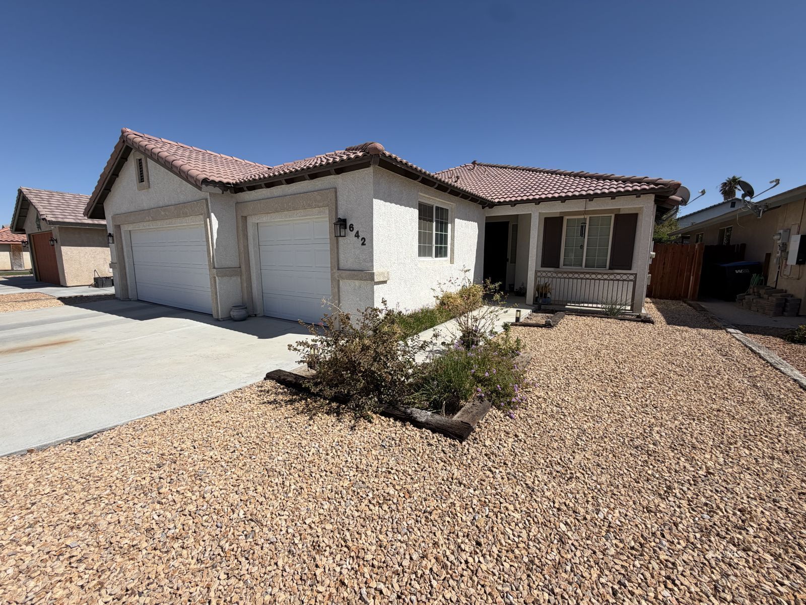 642 Pinon CT — Photo 4