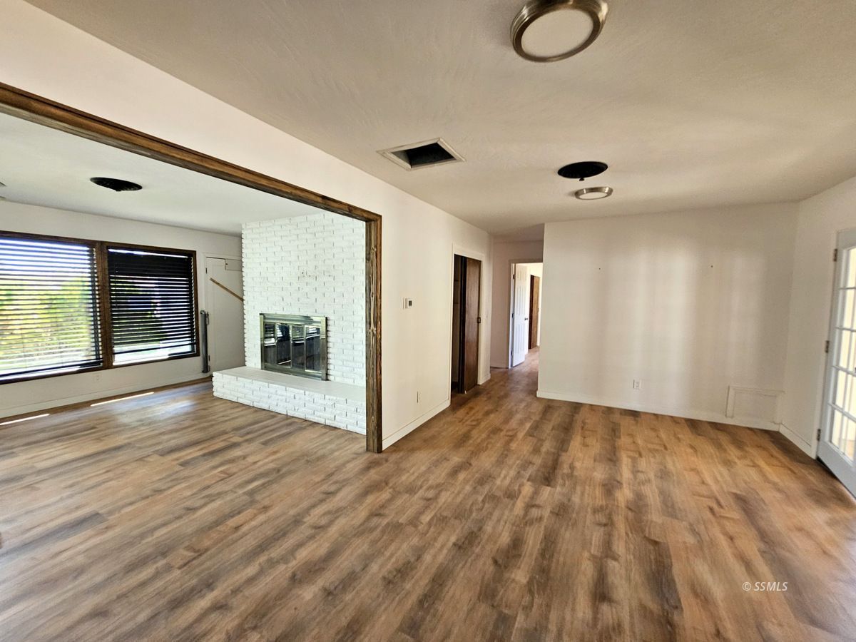 622 E California AVE — Photo 4