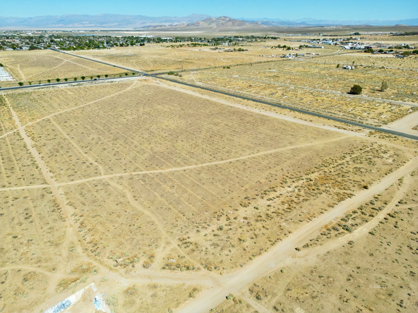 343-351-01 E Bowman RD — Photo 5