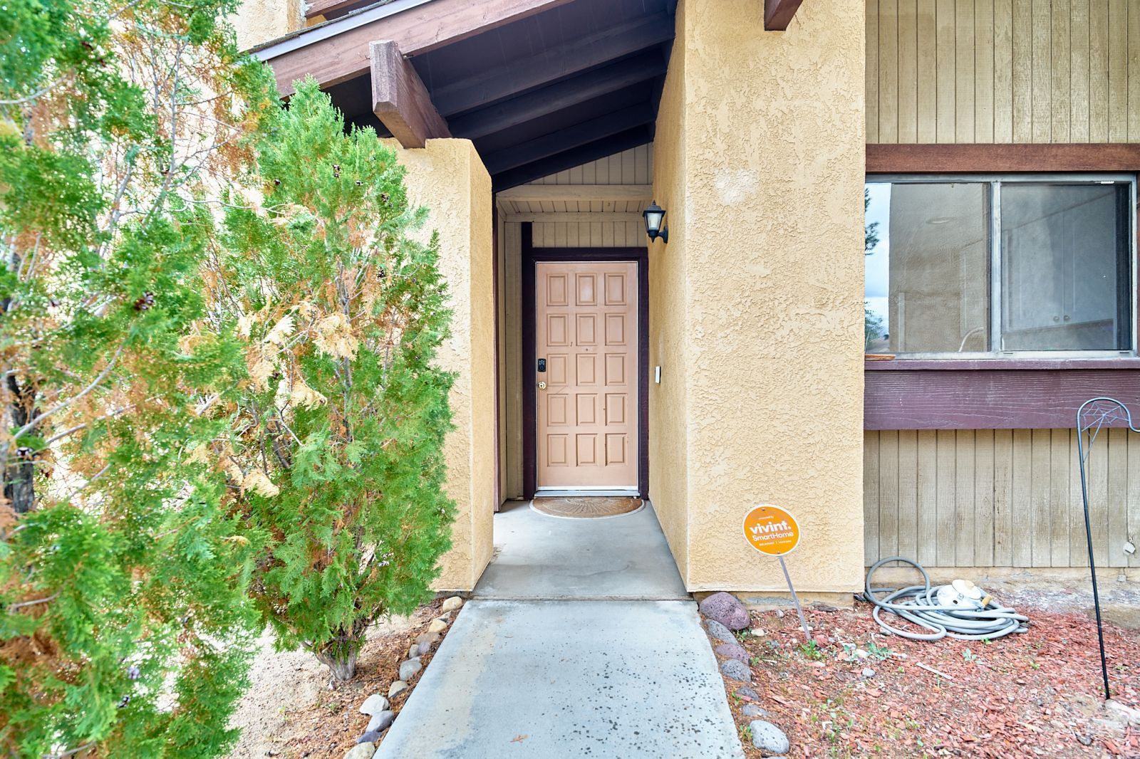 1127 N Mono CT — Photo 5