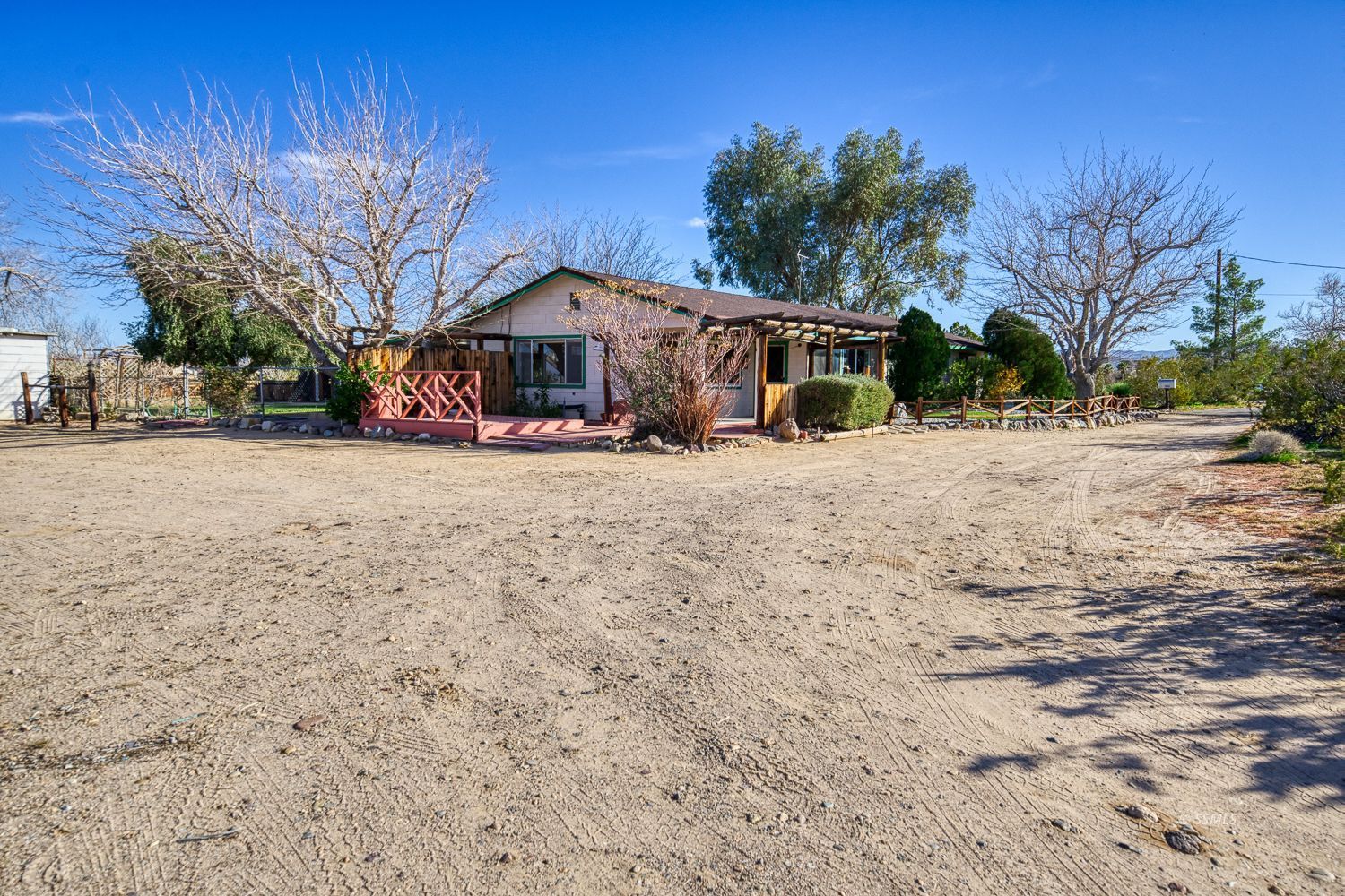 520 N Jacks Ranch RD — Photo 5