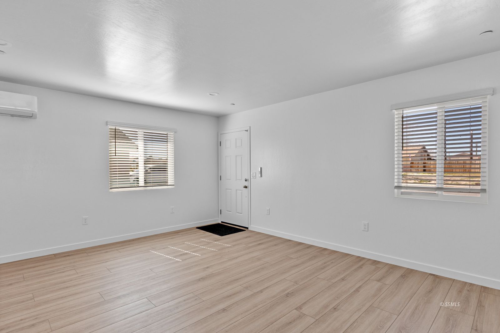 1325 Sims ST — Photo 5