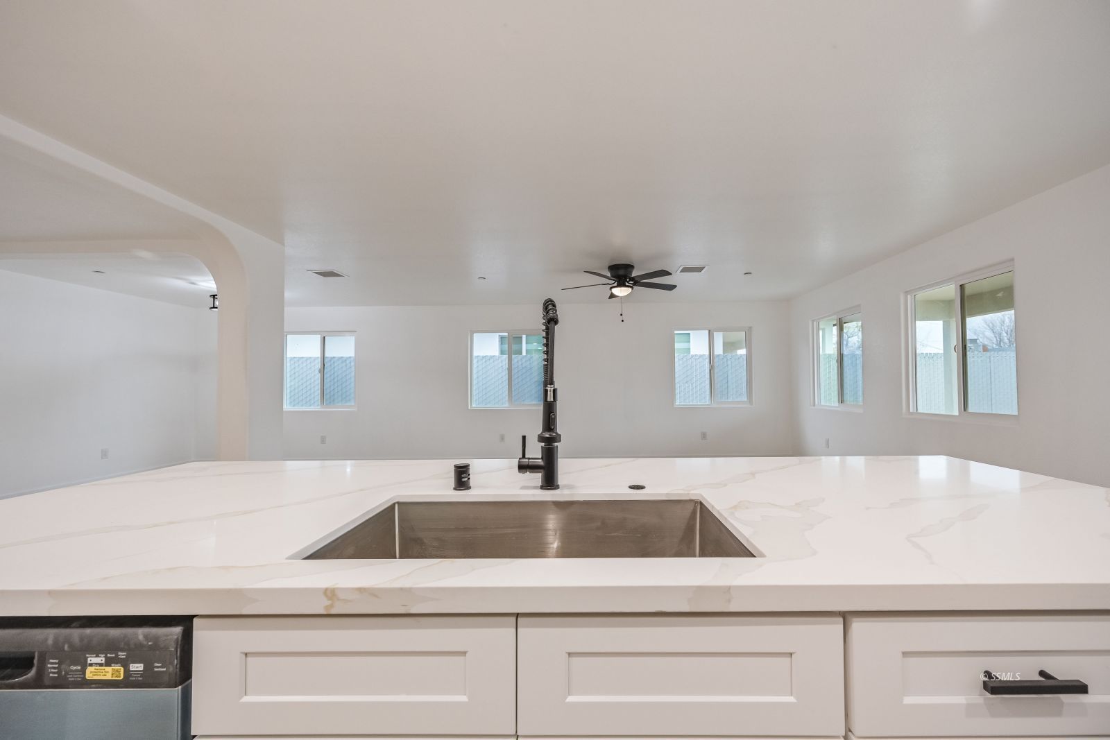 1108 S McCall — Photo 5