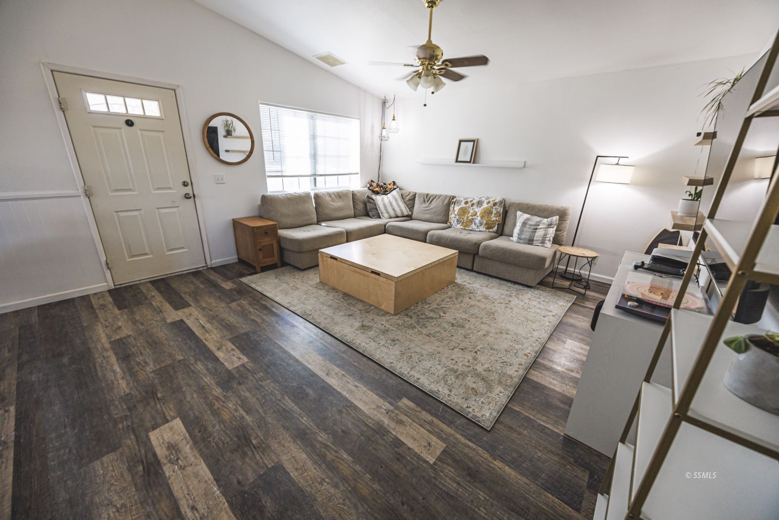 1220 Boston — Photo 5