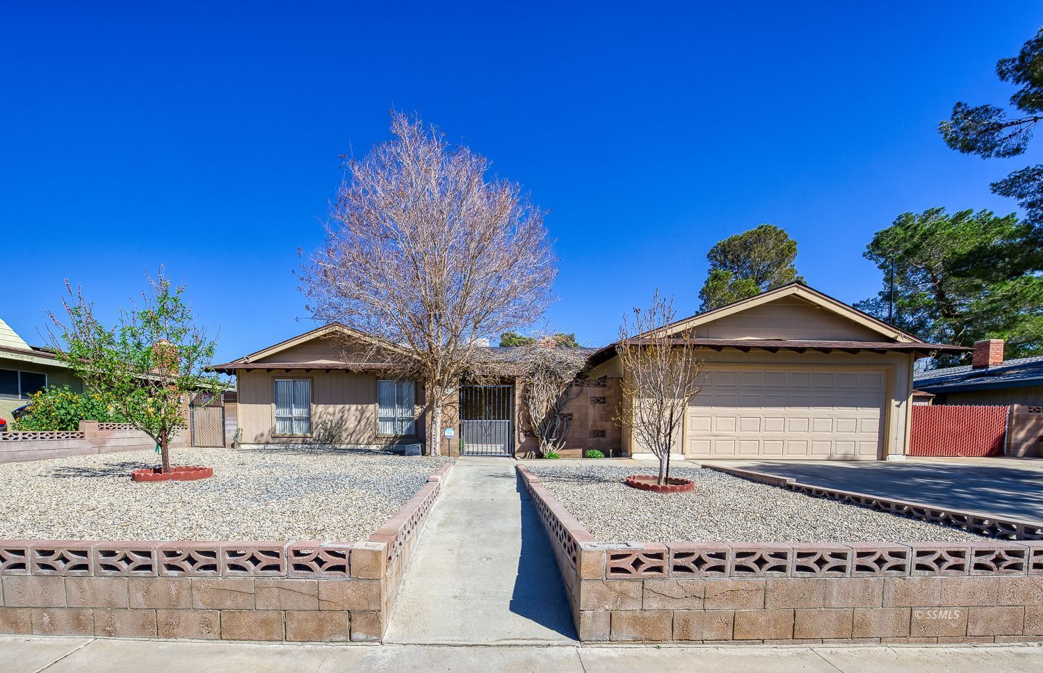 830 Sherri ST — Photo 5