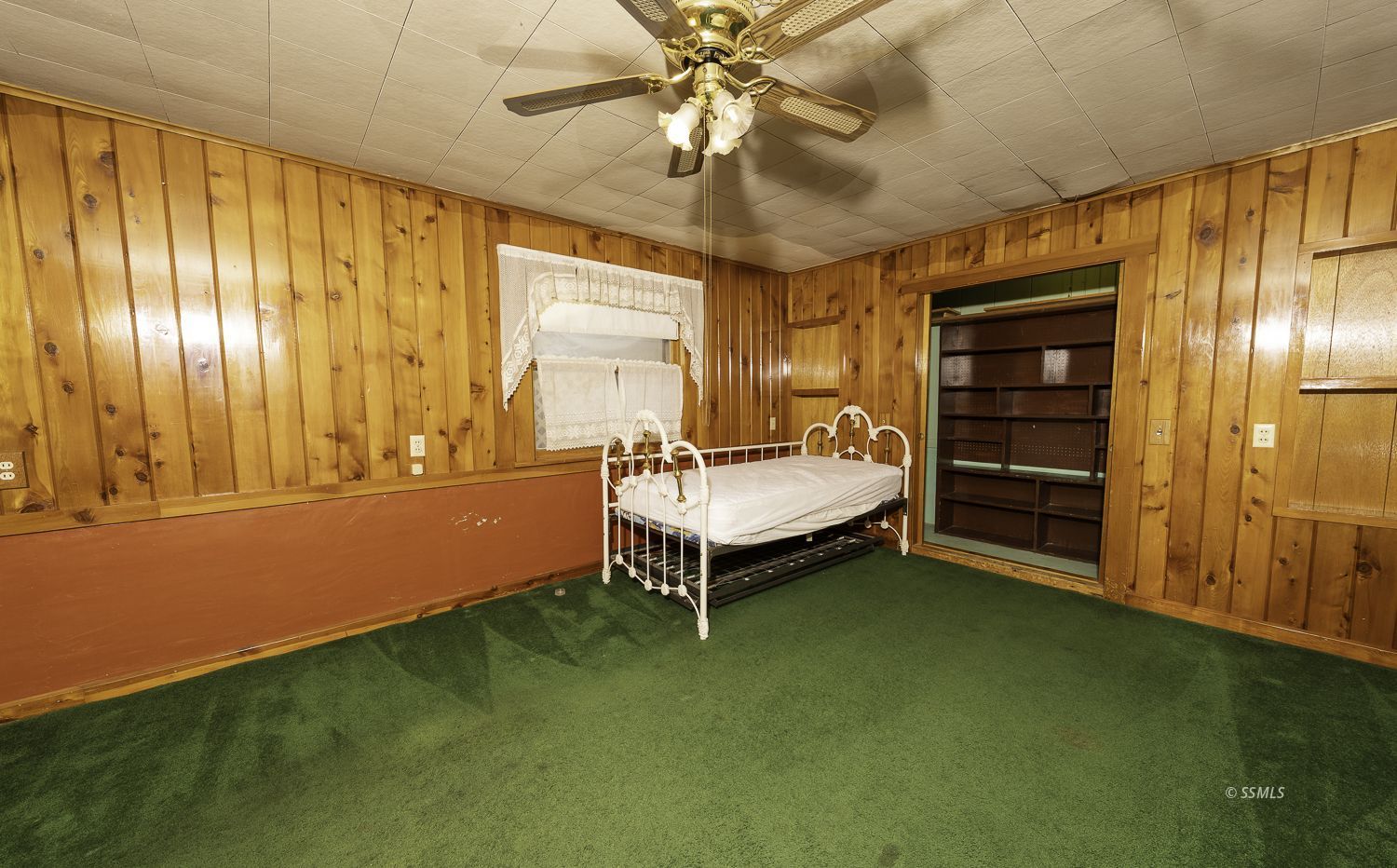 223 W Church AVE — Photo 5