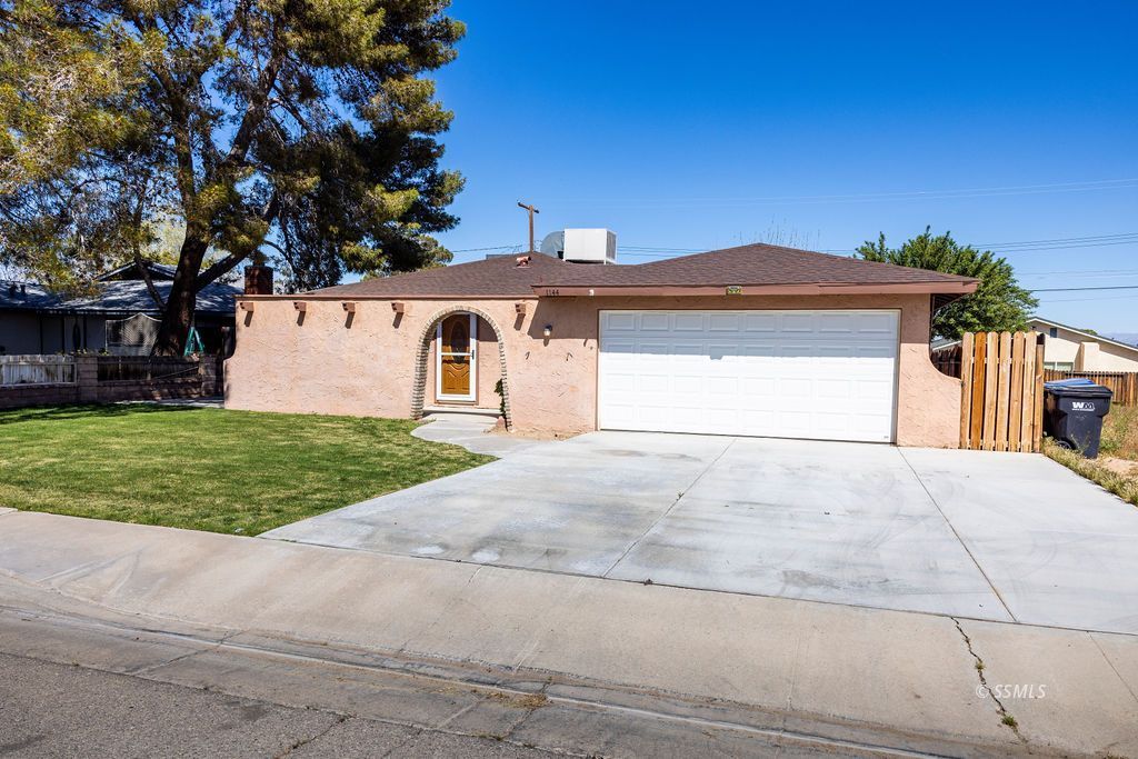 1144 W Benson AVE — Photo 5