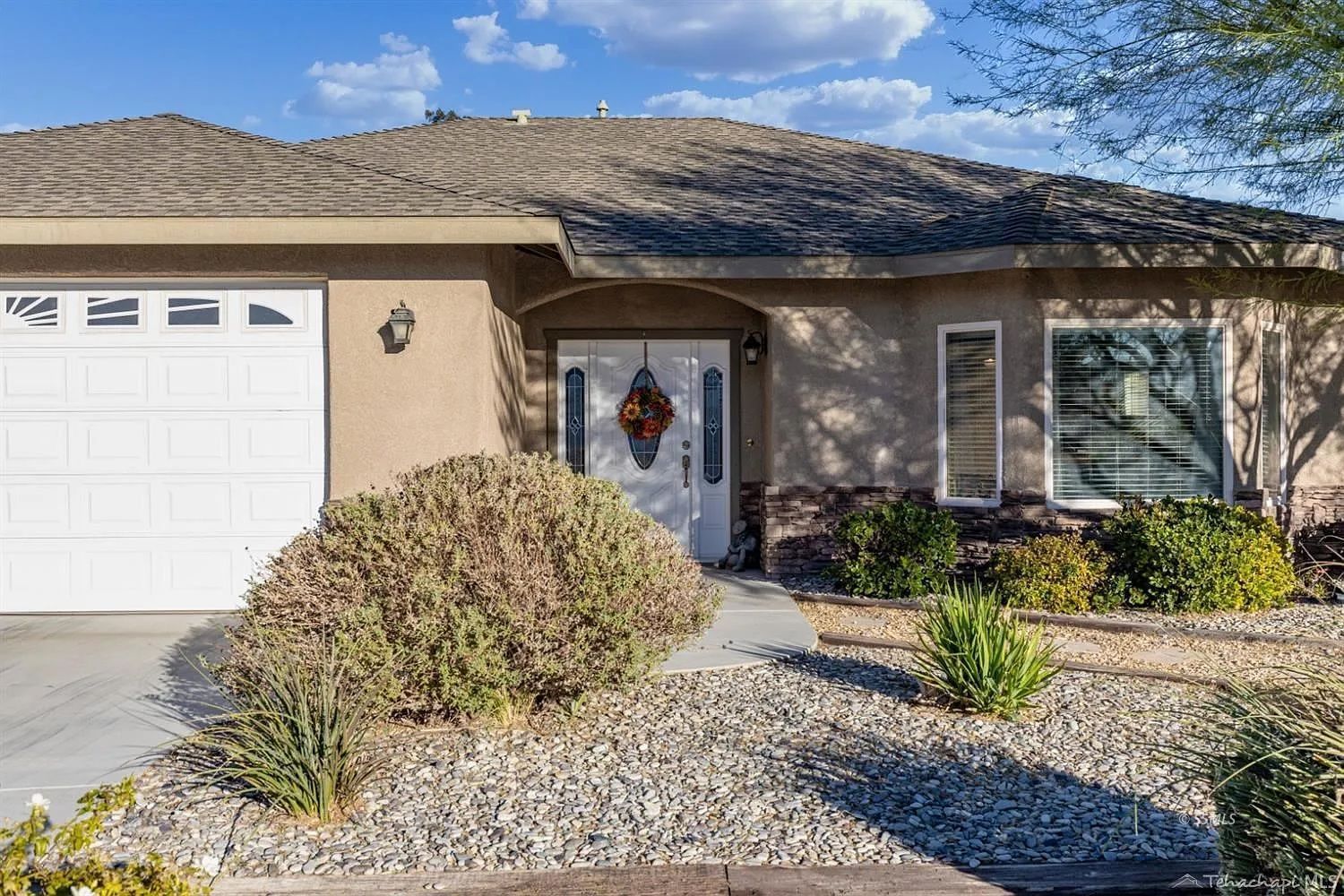 424 S Inyo ST — Photo 5