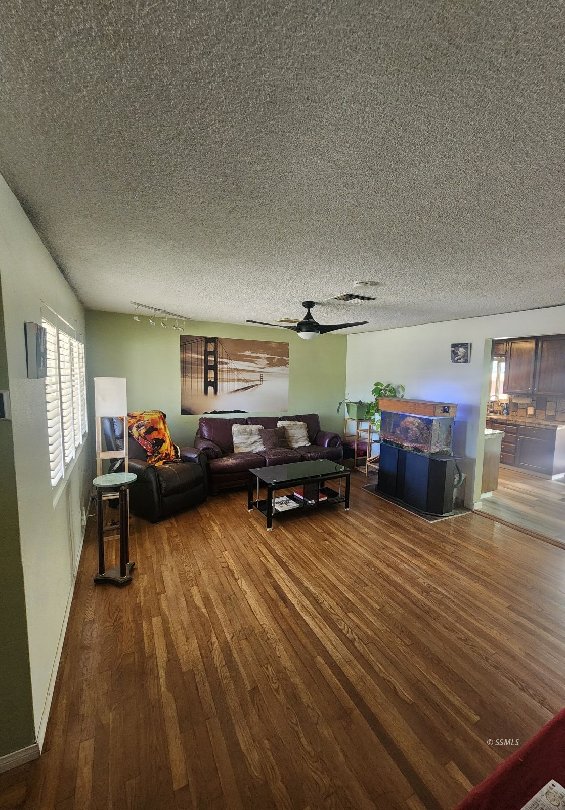 1612 Ewing CIR — Photo 5