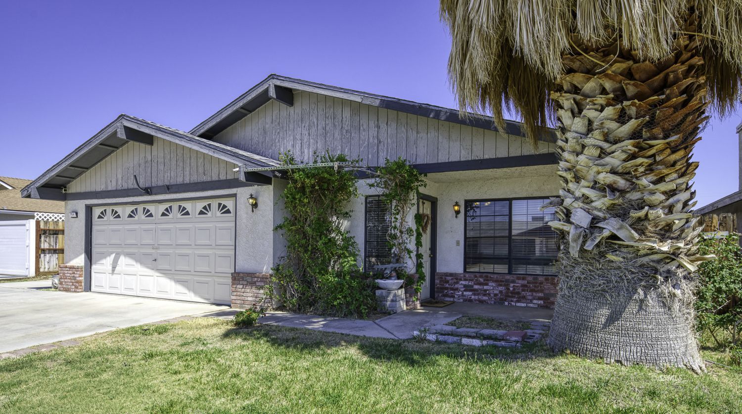 704 White Oak DR — Photo 5