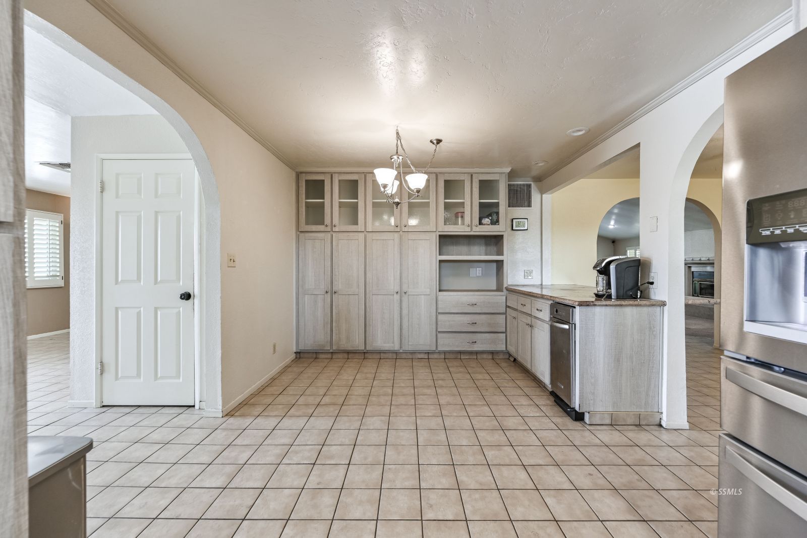 680 E Kendall AVE — Photo 5