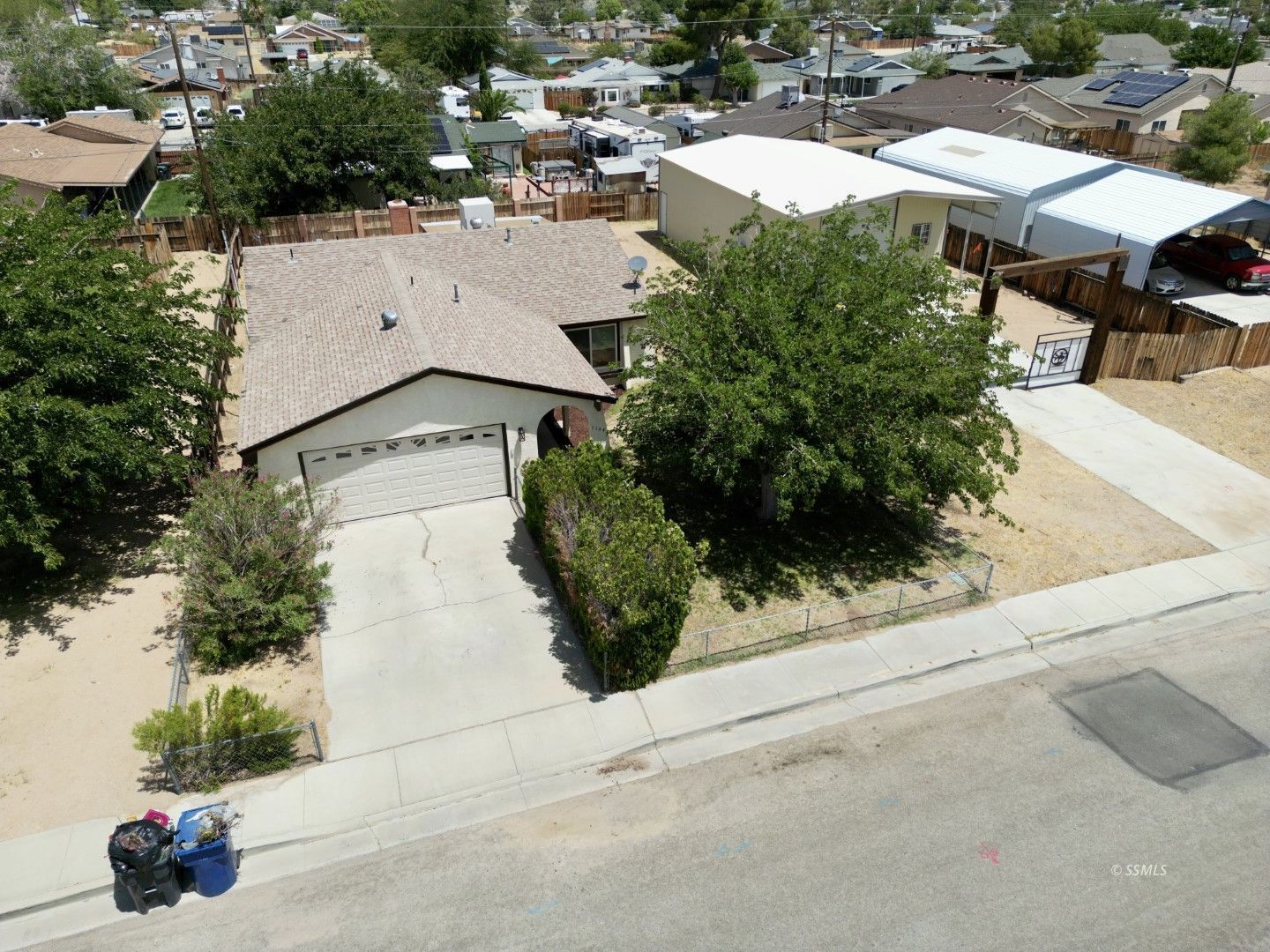 1144 W Coronado AVE — Photo 5